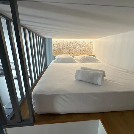 Appartement Superbe Moderne Idealement Situe,